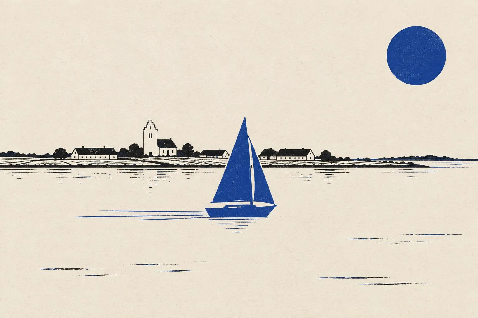 Risografi-illustration af en blå sejlbåd, der glider hurtigt over Limfjorden med en landsbykirke i baggrunden